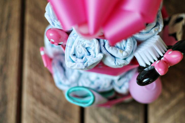 diaper-cake-diy-disney-baby-2-1000x667