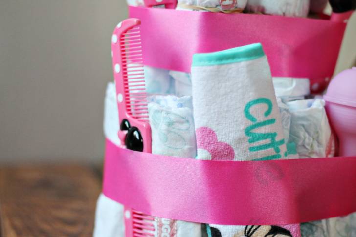 diaper-cake-diy-disney-baby-5-1000x667